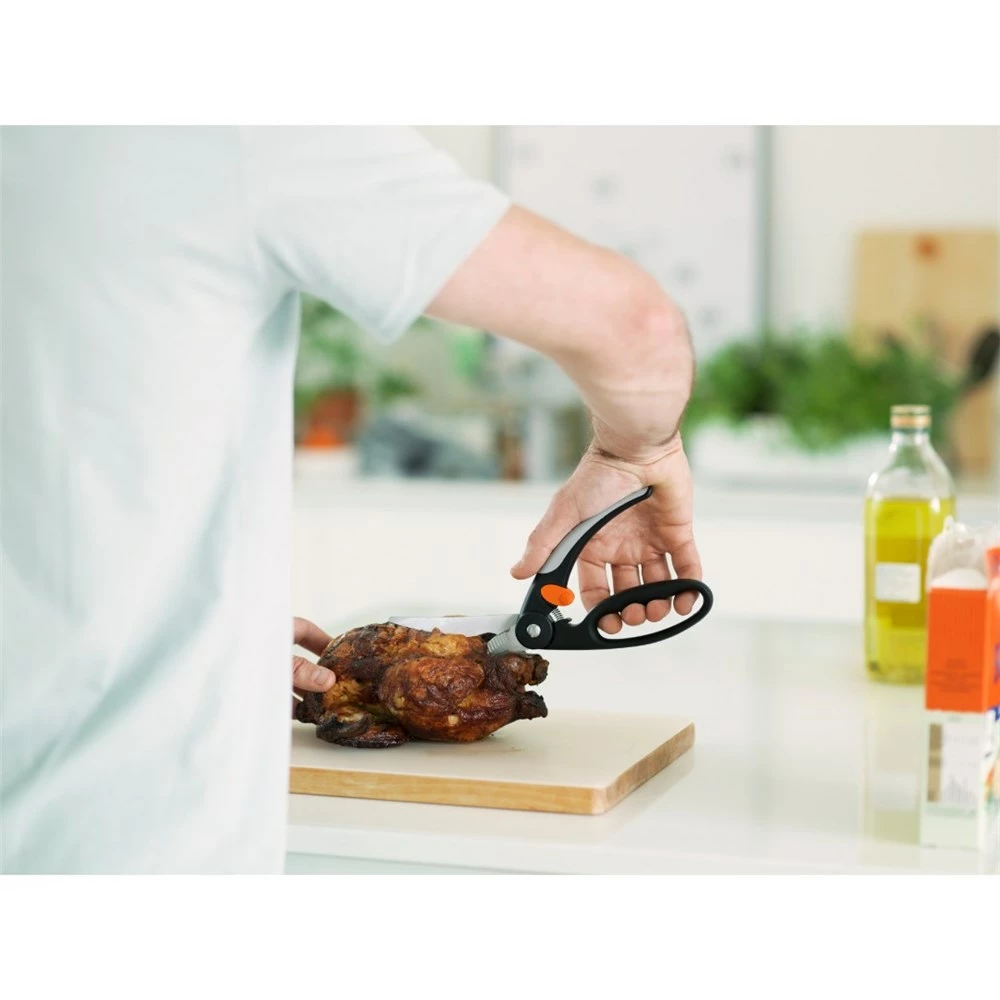 Fiskars Poultry Shear 4 Fiskars Poultry Shear - Image 2